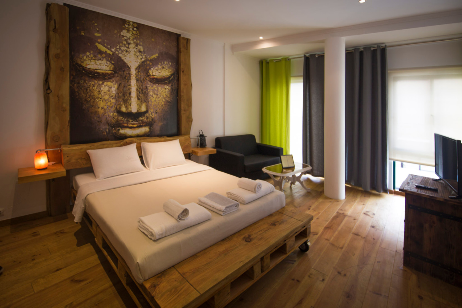 Room of a guesthouse in machico designed for people who join the surf camp in madeira