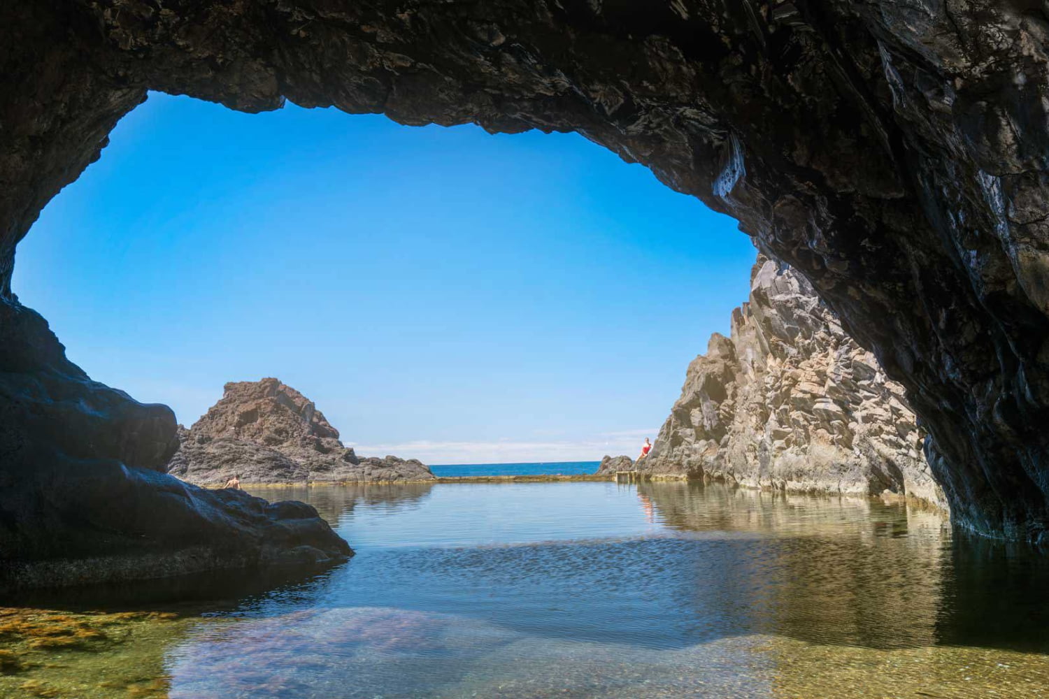 Landscape of natural pools in Seixal